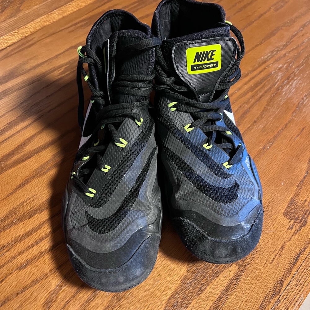 Nike Womens 10.5 wrestling shoes, worn for about 6 weeks. Very good condition.